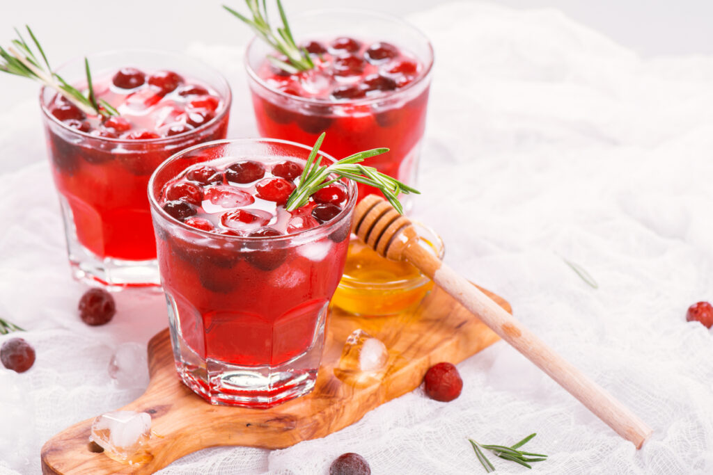 cranberry rosemary spritzer